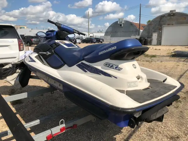 2002 SEADOO GTX RFI With Double Trailer in Personal Watercraft in Winnipeg - Image 3