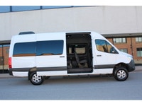 A.W.D - ALL WHEEL DRIVE!!! RARE FIND 12 PASSENGERS VAN!!! - DUAL CLIMATE CONTROL!!! FULL SIZE 170 HI... (image 9)