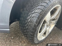 The advertised vehicle price is based on a promotional finance offer. Customers who purchase the veh... (image 9)