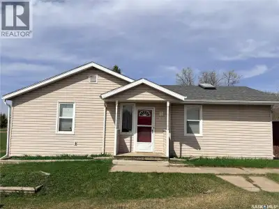 Welcome to this spacious bi-level home located in the peaceful community of Leask. The house was add...