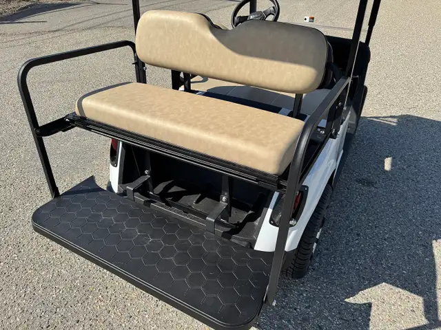 2021 E-Z-GO RXV Elite Lithium-certified factory refurbished used in ATVs in Vernon - Image 12
