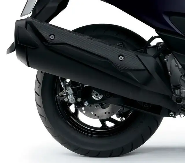 2025 Suzuki Burgman 400 in Scooters & Pocket Bikes in Ottawa - Image 16