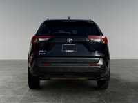 Thanks for viewing our House Of Cars Chinook Inventory! AMVIC licensed dealer! The 2021 Toyota RAV4... (image 4)