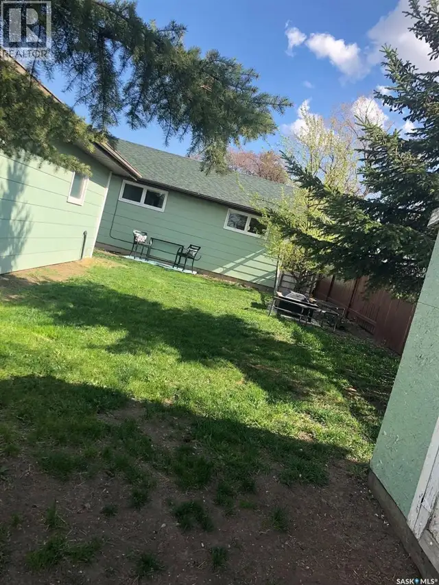 310 DOMINION ROAD Assiniboia, Saskatchewan in Houses for Sale in Moose Jaw - Image 14