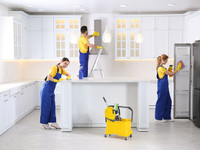 Move-out Cleaning lady-587-890-0847