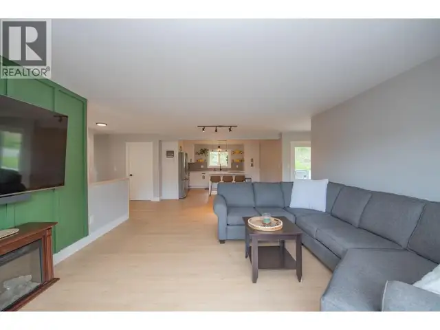 2224 Linea Crescent Lumby, British Columbia in Houses for Sale in Vernon - Image 13