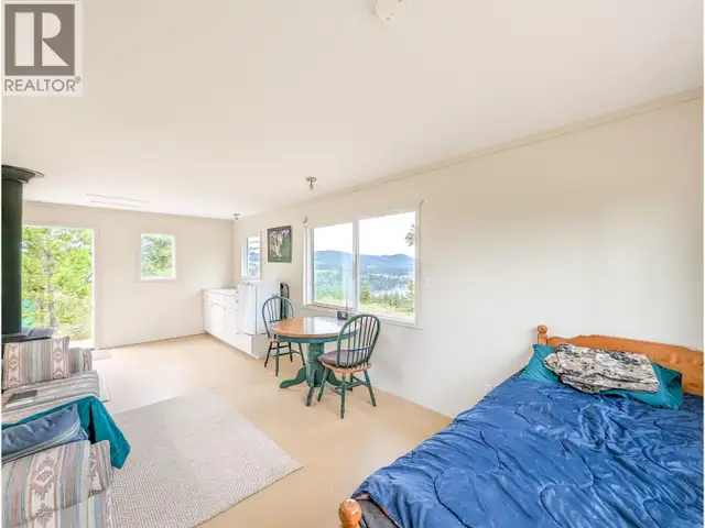 7872 BROWN ROAD Bridge Lake, British Columbia in Houses for Sale in 100 Mile House - Image 7