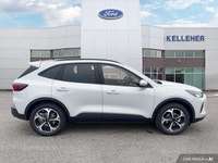 This Ford Escape has a dependable Intercooled Turbo Premium Unleaded I-4 2.0 L/122 engine powering t... (image 5)