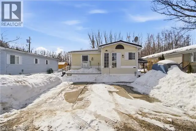 428 PINE Pass Wellington, Ontario in Houses for Sale in Oakville / Halton Region - Image 5