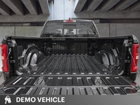 3.92 REAR AXLE RATIO,MONOTONE PAINT,MOPAR FRONT & REAR ALL-WEATHER FLOOR MATS,STEEL STANDARD HOOD,EN... (image 7)