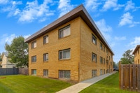 Amenities: Quiet Building • Heat & Water Included • Affordable Parking Suite & Building: One-bedroom... (image 1)