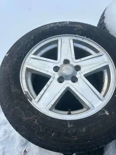 P235 60 R17 rims 5 lug Off jeep compass 4 rims $200