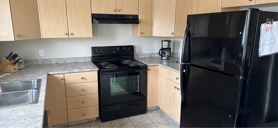 3BED 2BATH TOWNHOUSE IN MORGAN MEADOWS-WATER INLCUDED 4