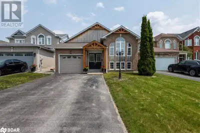 Welcome to 43 Sherwood Court, Barrie! Tucked away on a quiet cul-de-sac, this spacious family home o...
