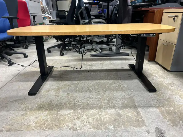 Knoll Sit-Stand Desk-Excellent Condition-Call us now!62863281569538121