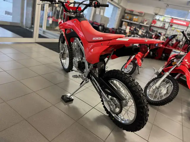 2026 Honda CRF125FB in Dirt Bikes & Motocross in Kitchener / Waterloo - Image 6