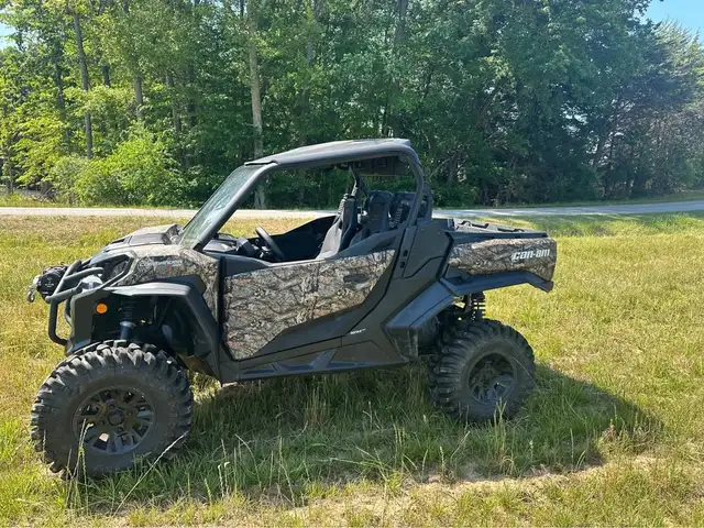 2022 CANAM COMMANDER XMR 1000-CAMO! in ATVs in Sudbury - Image 2