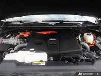 Discover unmatched versatility and comfort in this 2024 Toyota Tundra Limited Hybrid, arriving in st... (image 8)