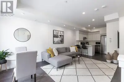 Welcome to 93-500 Alex Gardner Circle in the heart of Aurora a beautifully upgraded 2-bedroom, 3-bat...