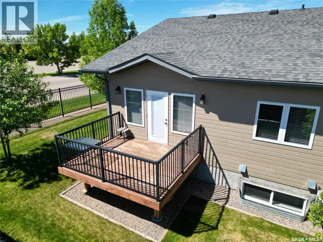 20 550 Southwood DRIVE Prince Albert, Saskatchewan in Condos for Sale in Prince Albert - Image 9