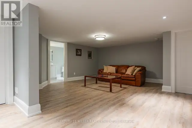 6 CHARTWELL ROAD Oakville (OO Old Oakville), Ontario in Houses for Sale in Oakville / Halton Region - Image 32