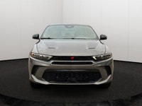 EXECUTIVE CROSSTOWN DEMO! Alcantara Seats -Black W/Red Accents, Remote Start System, Heated Front Se... (image 5)