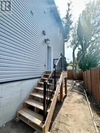 3 - 178 WOODWARD AVENUE London North (North N), Ontario