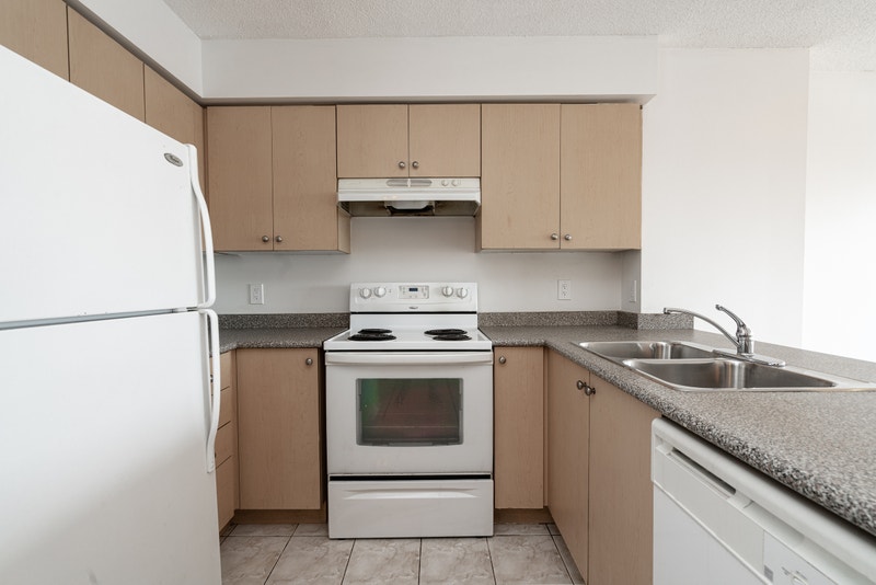 Bachelor suite, Weston Rd and Jane St ID 2782 Long Term Rentals