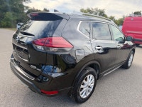 2020 Nissan Rogue Special edition with auto ac, blue tooth, cruise control, awd, heated steering, he... (image 2)