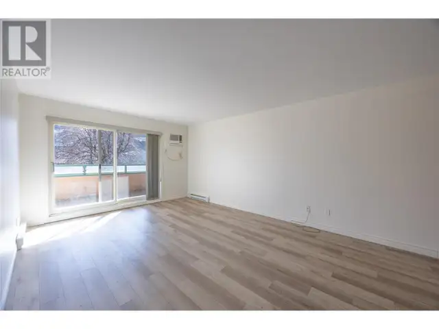 8700 Jubilee Road E Unit# 205 Summerland, British Columbia in Condos for Sale in Penticton - Image 6