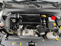 Dont let its compact footprint fool you - the Compass Trailhawk strikes the perfect balance for anyo... (image 8)