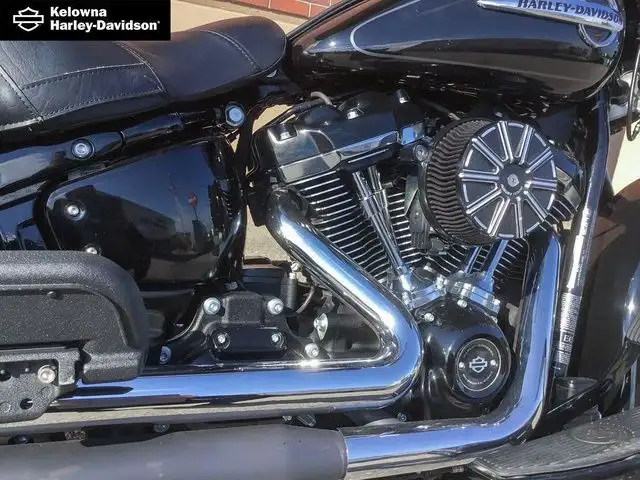 2018 Harley-Davidson FLHC - Softail Heritage Classic in Street, Cruisers & Choppers in Kelowna - Image 19