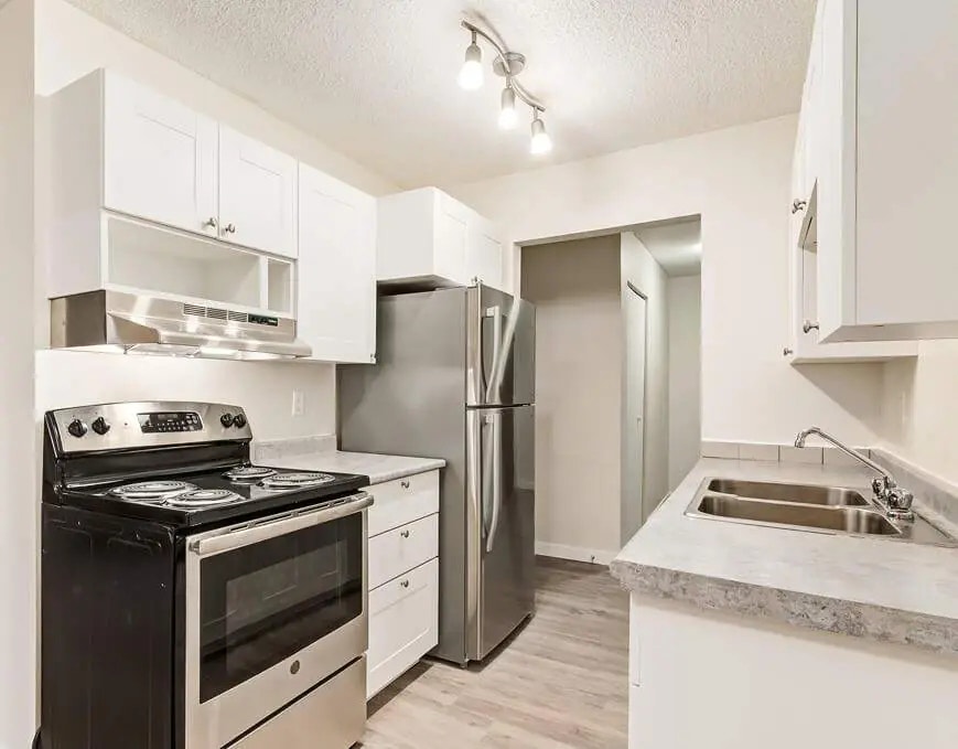 Apartments for Rent near Lakeland College - Southridge Apartment 4