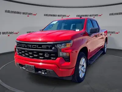 This Chevrolet Silverado 1500 has a strong Turbo Gas 4cyl 2.7L engine Power Driver's Seat, Lane Depa...