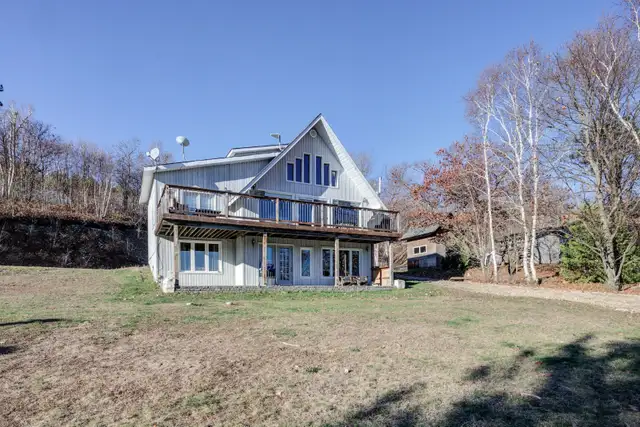 Private Long Lake Waterfront Home on 2.5 Acres Sudbury