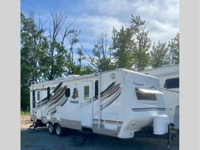 please call Michael at 250-488-4027 for more information Great 29 foot dual entry 2008 Heartland Pro...