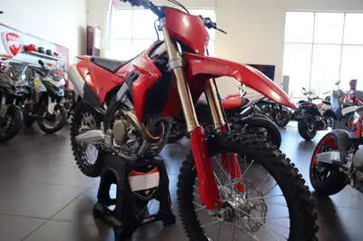 Argyll Motorsports 2026 Ducati Desmo450 MX The dawn of a new era: the first Ducati motocross bike Bo...