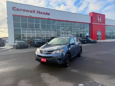 Experience reliability and versatility with this 2013 Toyota RAV4 LE AWD, a one-owner SUV that’s bui...