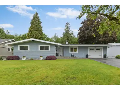 HOME BUYERS! LIVE HERE TODAY AND DEVELOP TOMORROW! This well maintained 2775 Sq Ft 5 BDRM-3-BTHRM Ra...