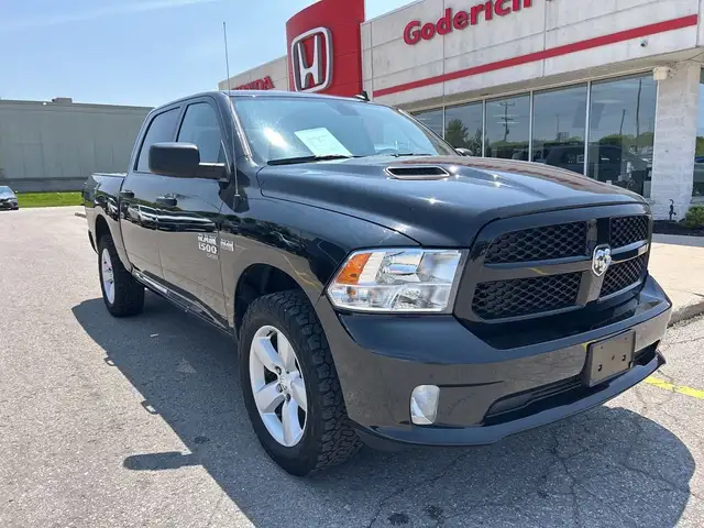 2022 Ram 1500 Classic Express64385358320001123