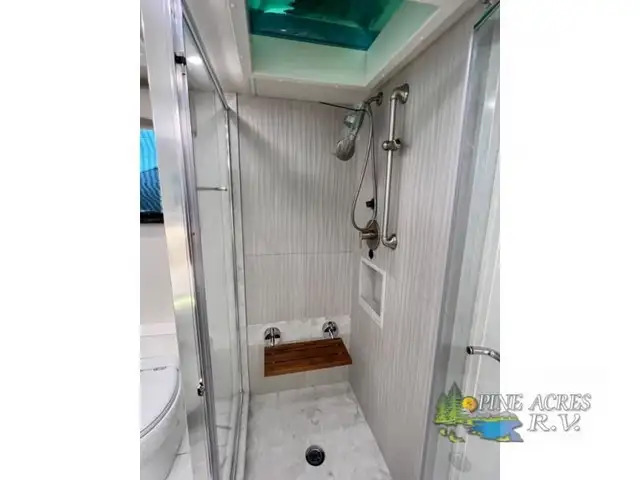 2024 Entegra Coach Anthem 44B 450 h.p. Diesel in RVs & Motorhomes in Moncton - Image 73