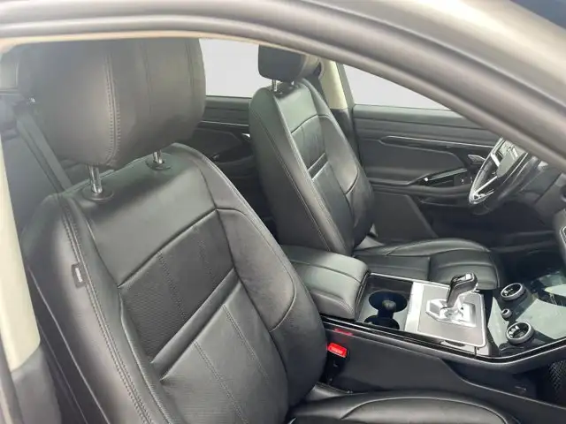 2021 Land Rover Range Rover Evoque S in Cars & Trucks in Regina - Image 13