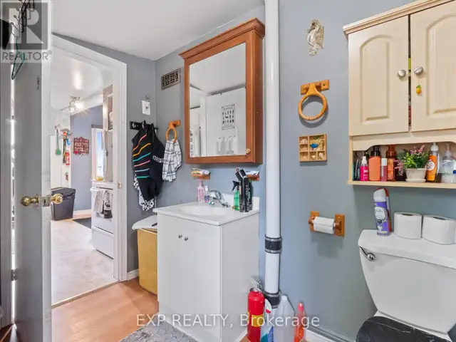 3852 BRUNSWICK AVENUE Fort Erie (Crystal Beach), Ontario in Houses for Sale in St. Catharines - Image 16