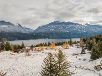 Situated just 10 minutes north of Kaslo, BC, in the charming community of Shutty Bench, this 3.53-ac...
