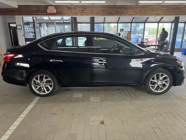 2016 Nissan Sentra 4dr Sdn Man S in Cars & Trucks in Longueuil / South Shore - Image 6