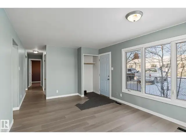 315 10 ST Cold Lake, Alberta in Houses for Sale in Edmonton - Image 11