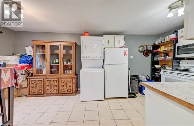 53 HELENE Crescent Waterloo, Ontario in Houses for Sale in Kitchener / Waterloo - Image 15