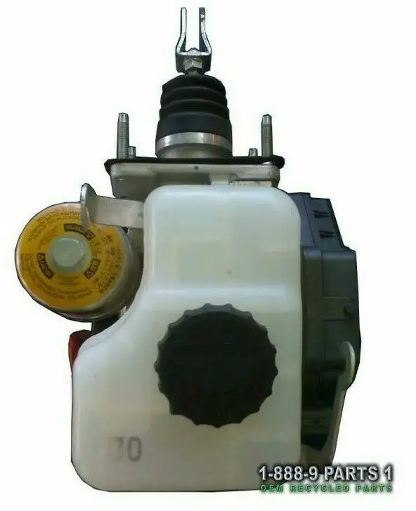 ABS Master Cylinder Booster Actuator TOYOTA FJ CRUISER 07-08 in Other Parts & Accessories in Hamilton - Image 4