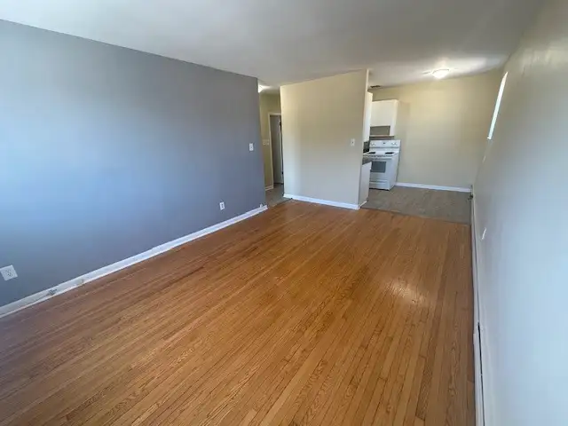 545 Young St - 1 BR - Available July 1st62863327351425123