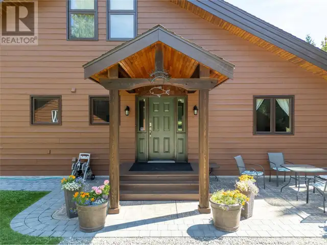 2520 Welch Place Magna Bay, British Columbia in Houses for Sale in Kamloops - Image 18